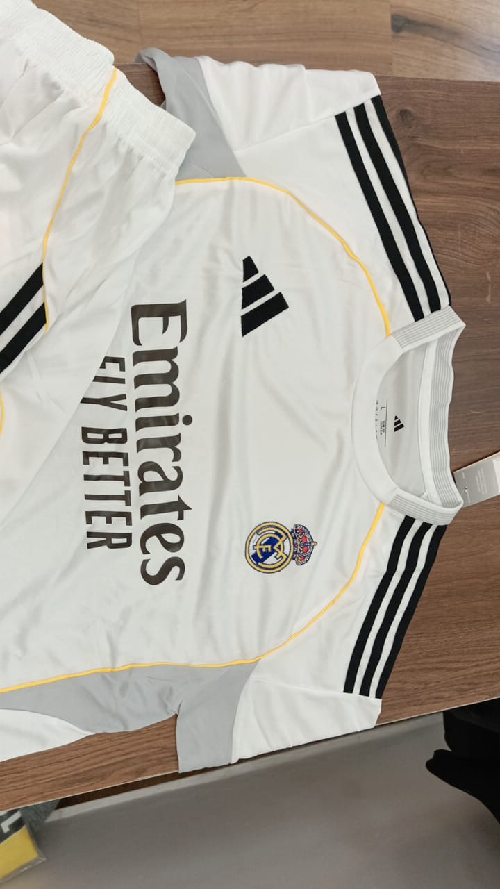 Real Madrid Home Football Jersey 25/26 Set