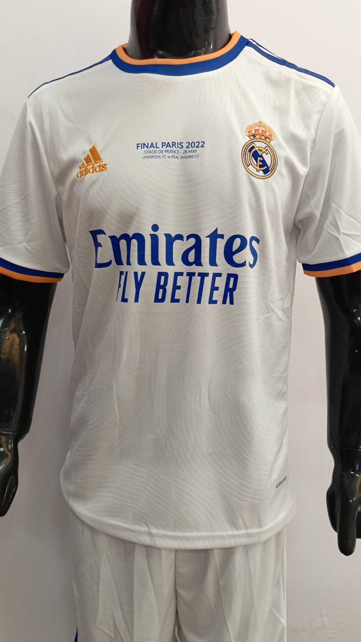 Real Madrid Home Football Jersey 21/22 Set